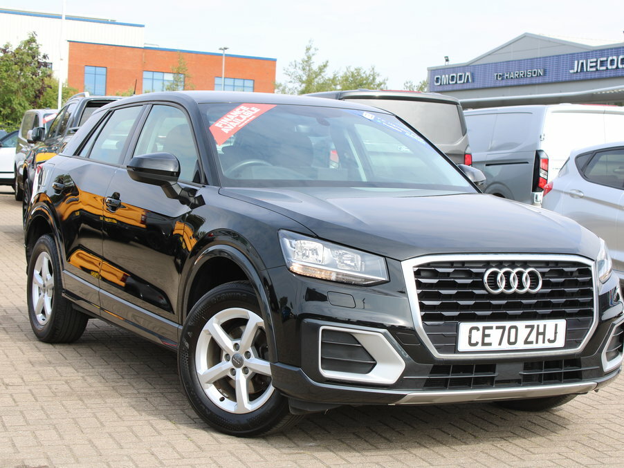 Audi Q2 30 Tfsi Technik Black