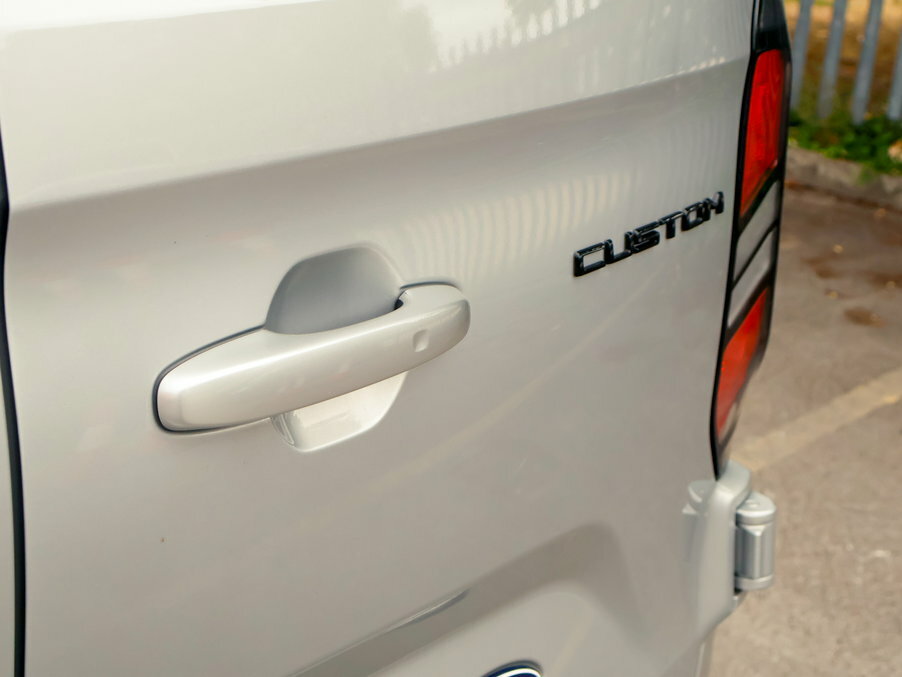 Ford Transit Custom 2.5 Phev 232Ps H1 Van Limited WN26SYT Silver #6