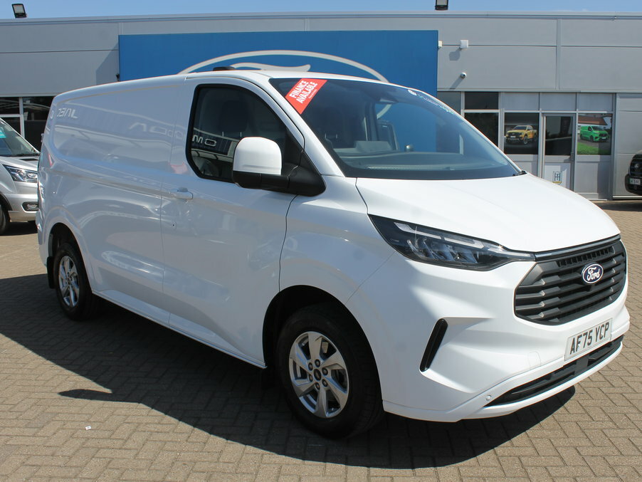 Ford Transit Custom 2.0 Ecoblue 130Ps Low Roof Limited Van AF75YCP White