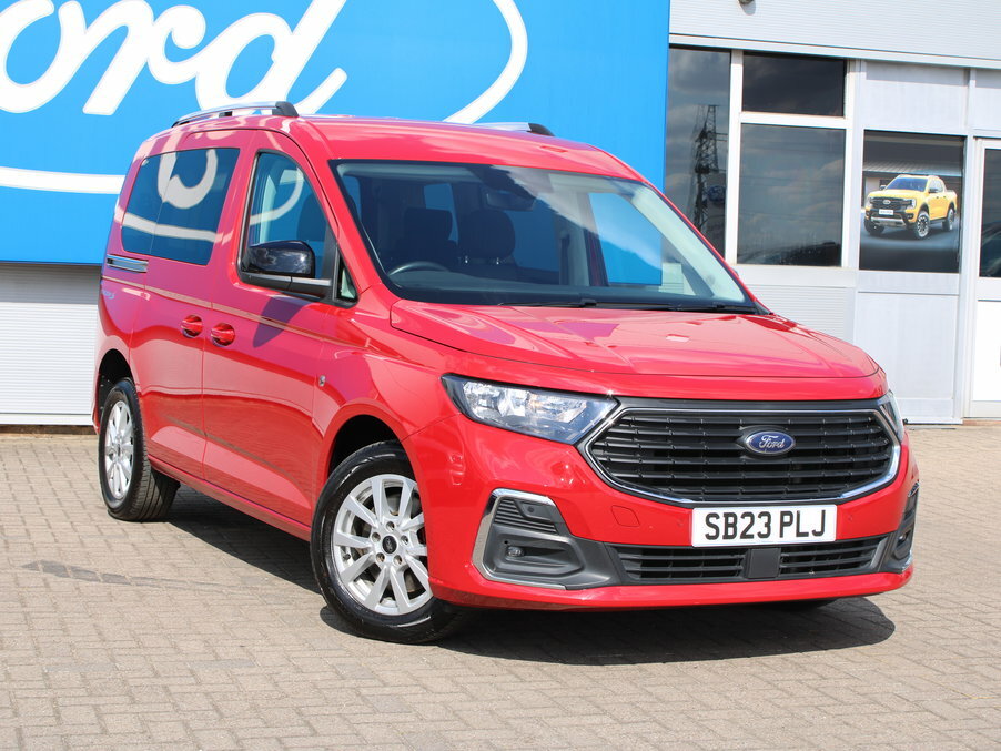 Ford Tourneo Connect 2.0 Ecoblue Titanium Red