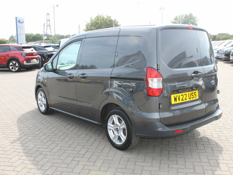 Ford Transit Courier 1.0 Ecoboost Limited Van 6 Speed WV22USS Grey #5