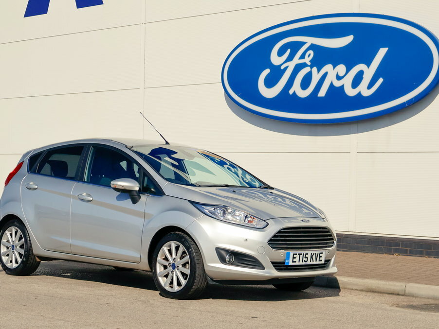 Ford Fiesta 1.6 Titanium Powershift Silver