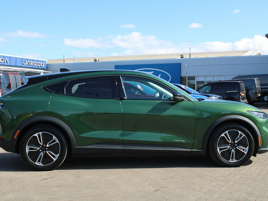Ford Mustang Mach-E 197Kw Select 72Kwh Rwd Green #4