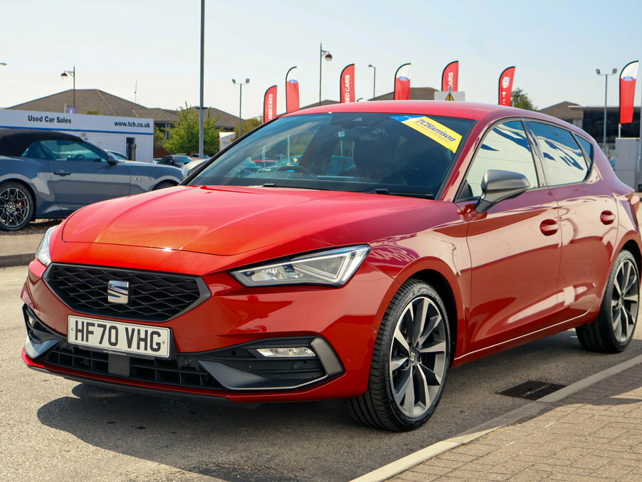 Seat Leon 1.5 Etsi 150 Fr First Edition Dsg Red #4