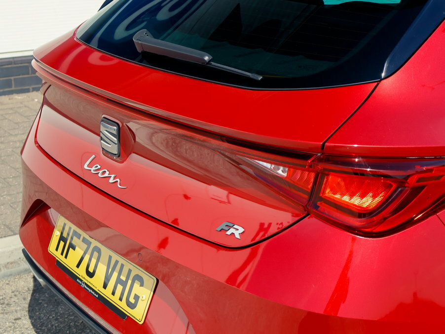 Seat Leon 1.5 Etsi 150 Fr First Edition Dsg Red #6
