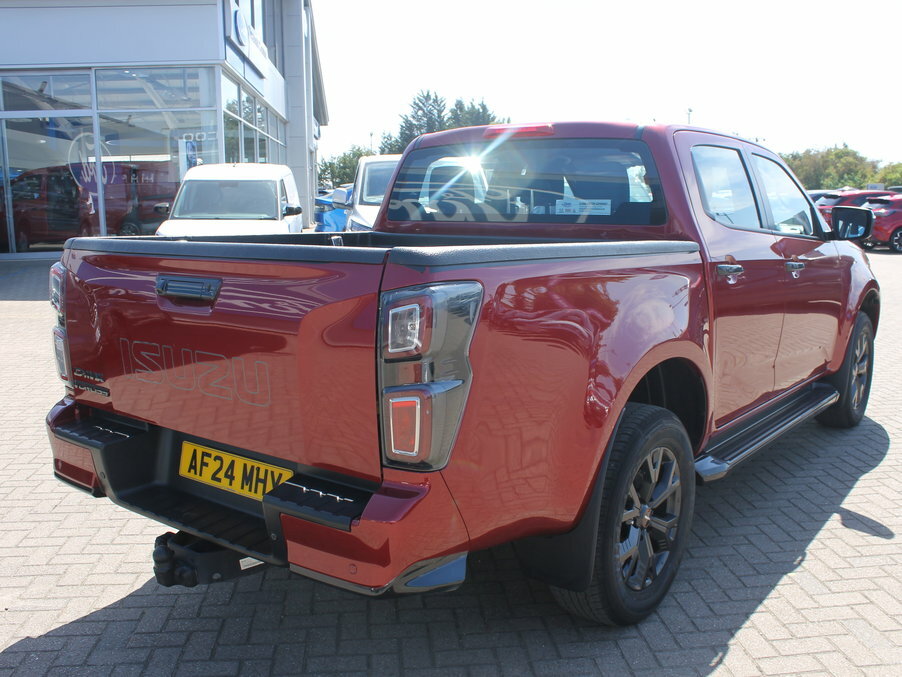 Isuzu D-Max Enter Description AF24MHY Red #5