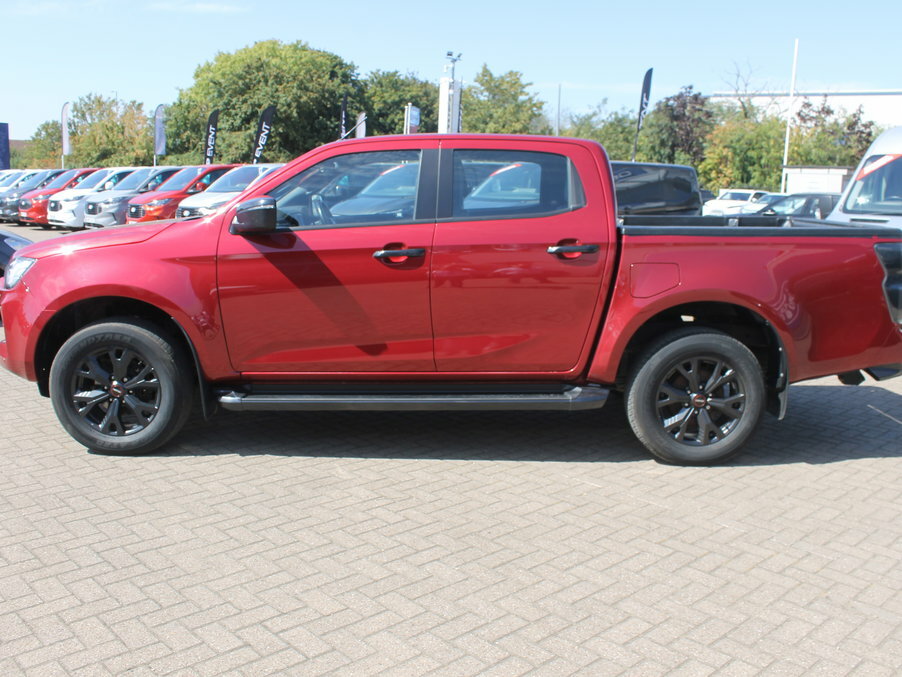 Isuzu D-Max Enter Description AF24MHY Red #4