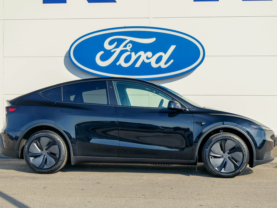Tesla Model Y Long Range Rwd Textile Vegan Leather Black #2