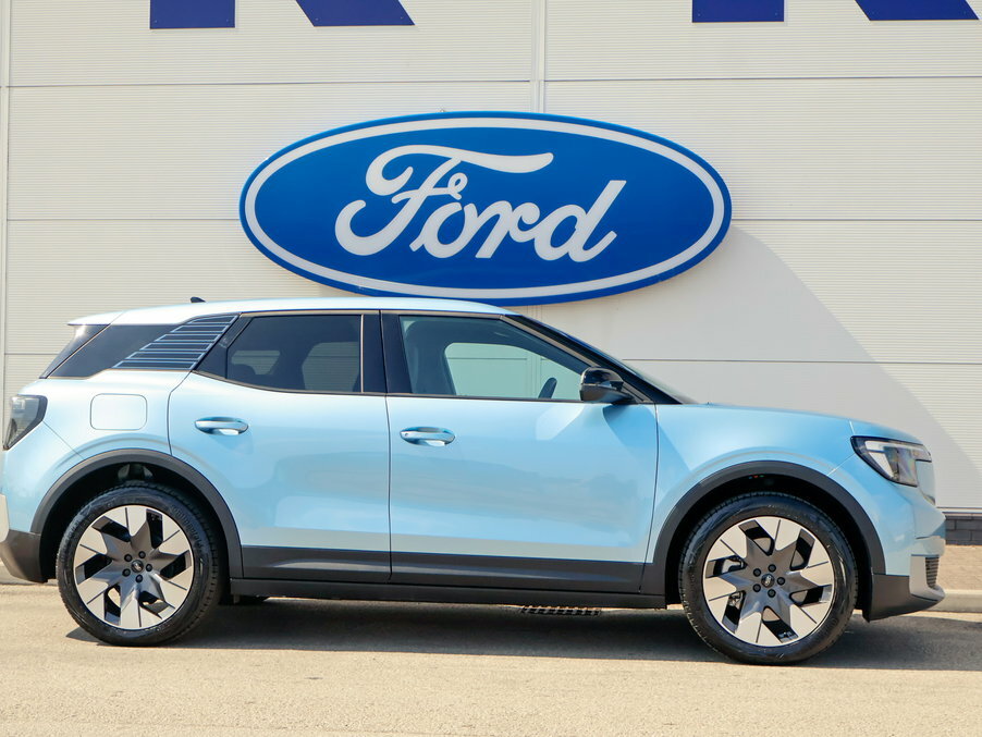 Ford Explorer 250Kw Premium 79Kwh Awd WN26VGT Blue #2