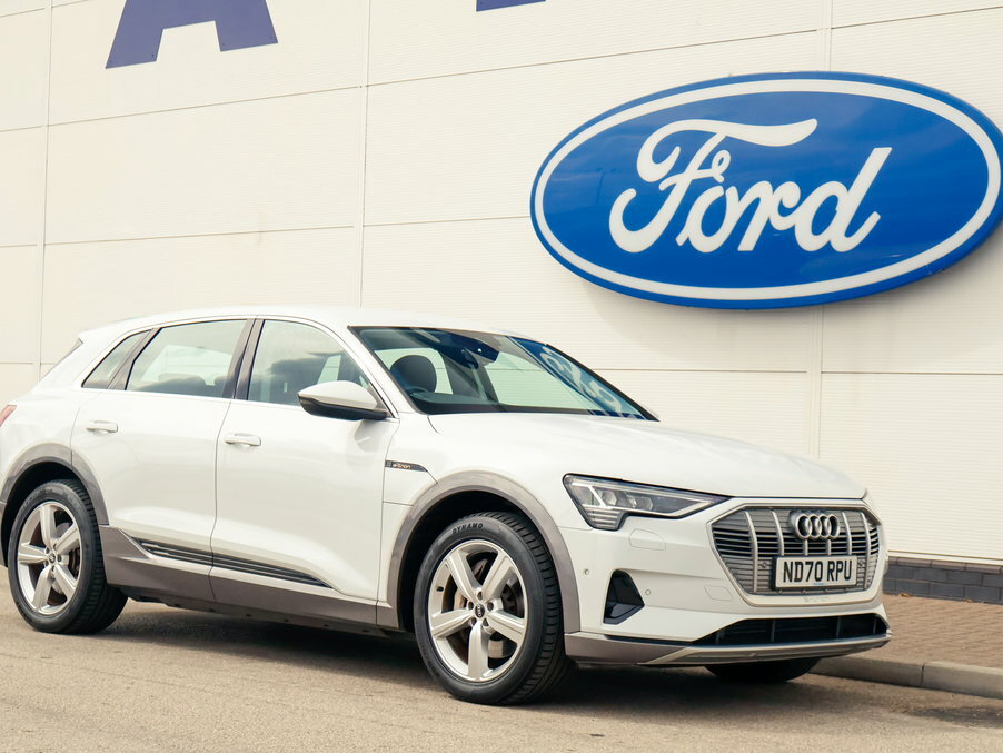 Audi E-tron 230Kw 50 Quattro 71Kwh Technik White