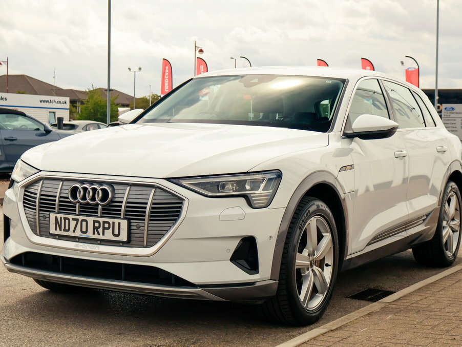 Audi E-tron 230Kw 50 Quattro 71Kwh Technik ND70RPU White #4