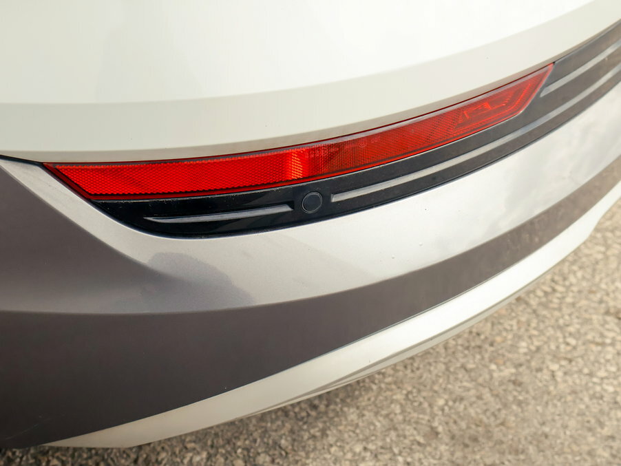 Audi E-tron 230Kw 50 Quattro 71Kwh Technik ND70RPU White #6