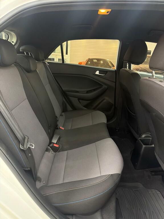 Hyundai I20 1.2 Se Euro 6 Blue #21