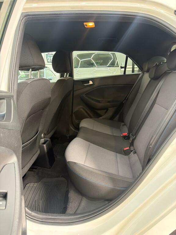 Hyundai I20 1.2 Se Euro 6 Blue #20