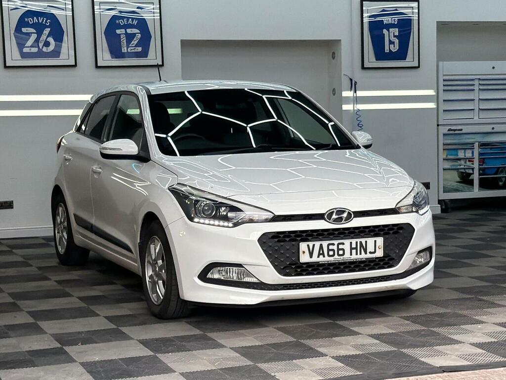 Hyundai I20 1.2 Go Euro 6 White
