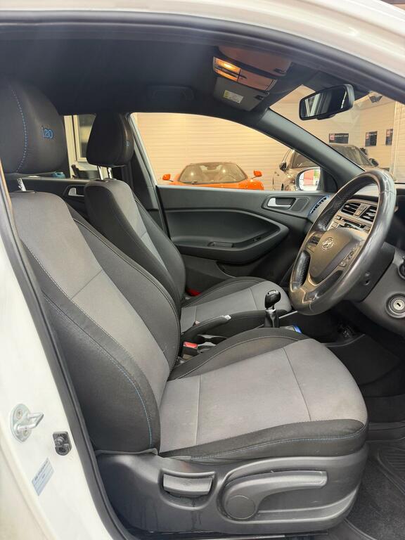 Hyundai I20 1.2 Se Euro 6 Blue #19