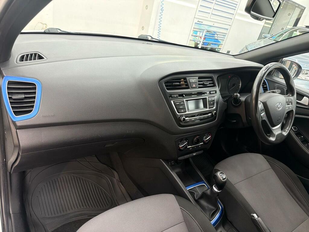 Hyundai I20 1.2 Se Euro 6 Blue #16