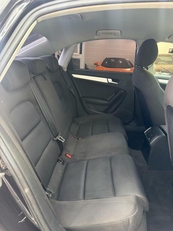 Audi A4 Avant 2.0 Tdi 136Ps Estate Black Edition Ma  #19