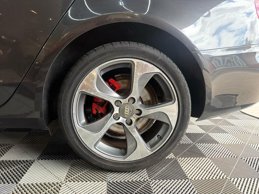 Audi A4 Avant 2.0 Tdi 136Ps Estate Black Edition Ma  #24