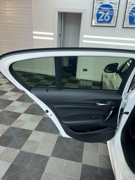 BMW 1 Series 1.5 118I Sport Euro 6 Ss White #30