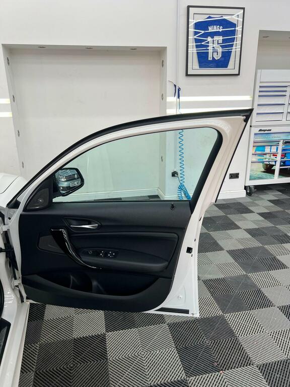 BMW 1 Series 1.5 118I Sport Euro 6 Ss White #19