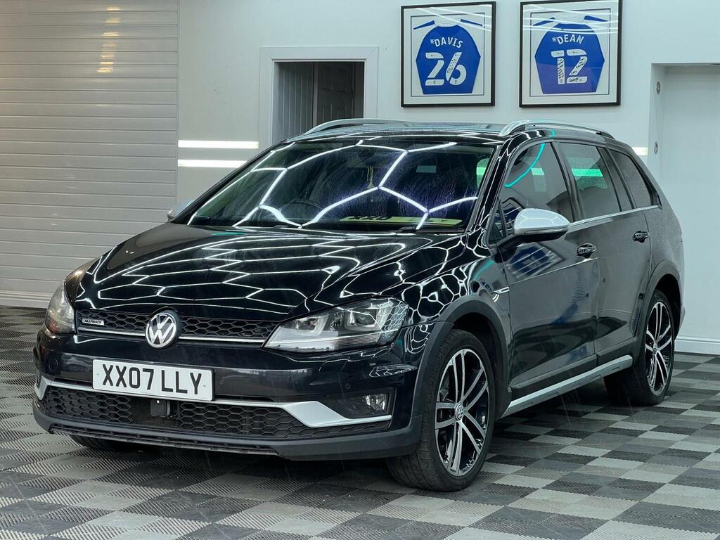 Volkswagen Golf Alltrack Estate 2.0 Tdi Bluemotion Tech Alltrack Dsg 4Motio Black #3