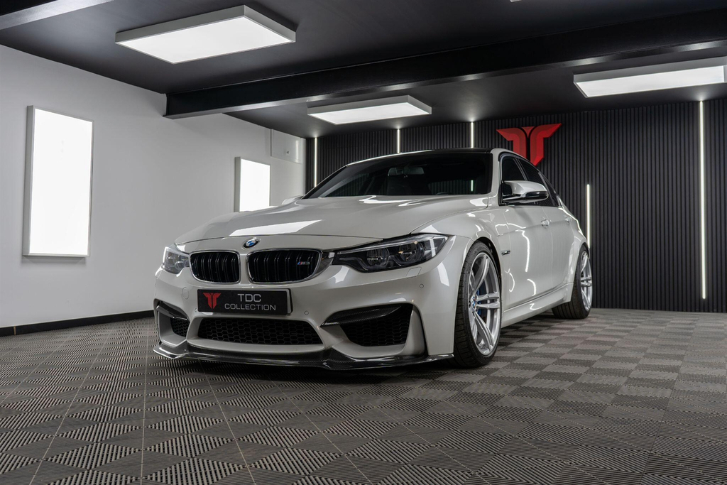 BMW M3 Saloon YK15CAC White #6