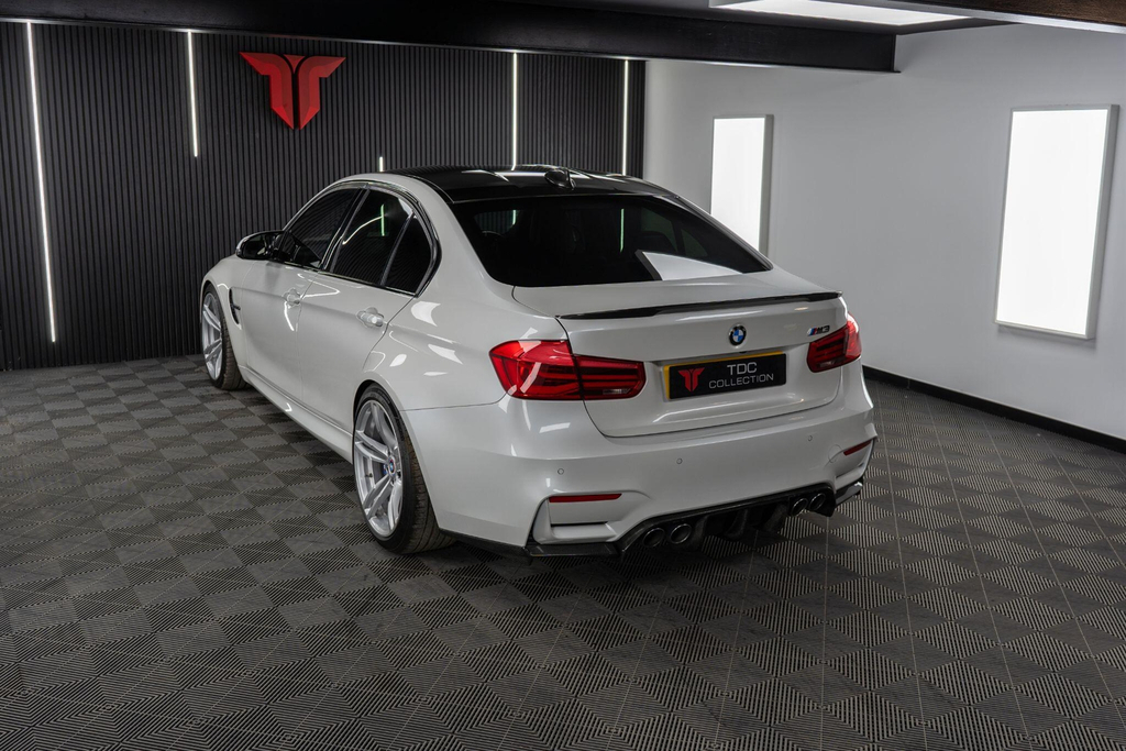 BMW M3 Saloon YK15CAC White #2