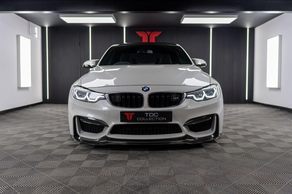 BMW M3 Saloon YK15CAC White #5