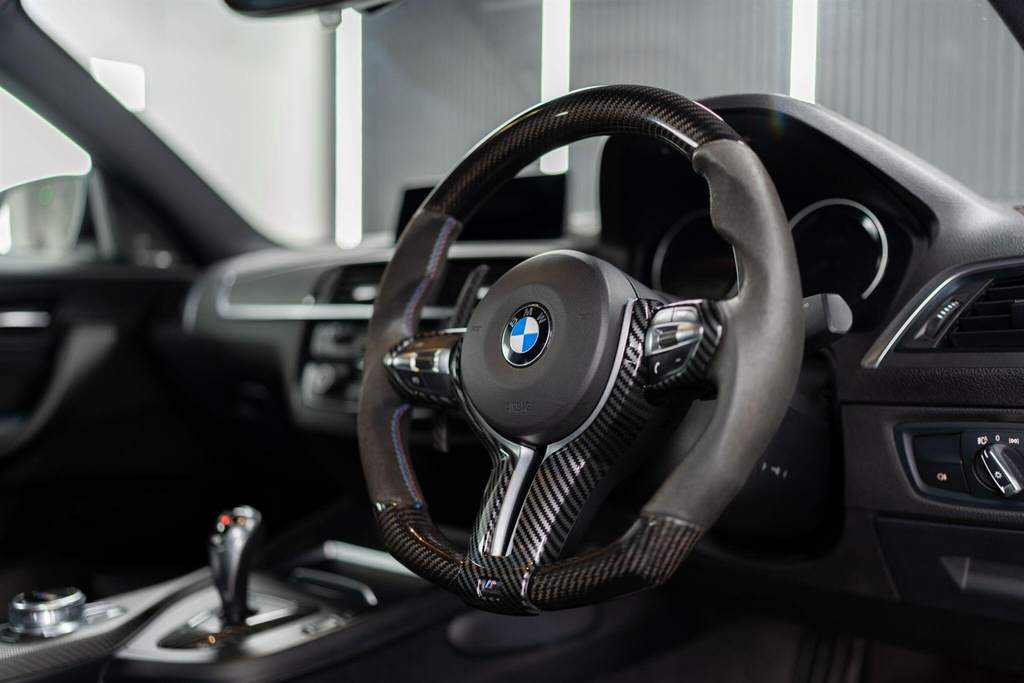 BMW M2 Coupe HJ18LVV White #3