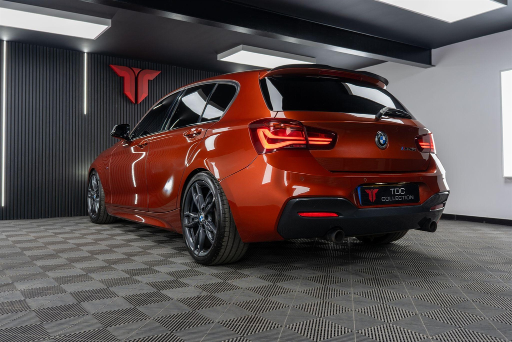 BMW 1 Series Hatchback YS67FLN Orange #2
