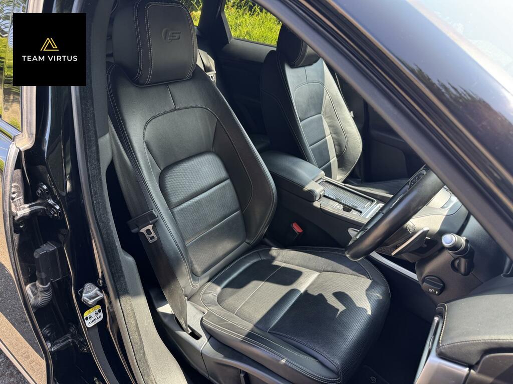 Jaguar F-Pace 3.0 V6 S Suv Awd Euro 6 S S 380 Black
