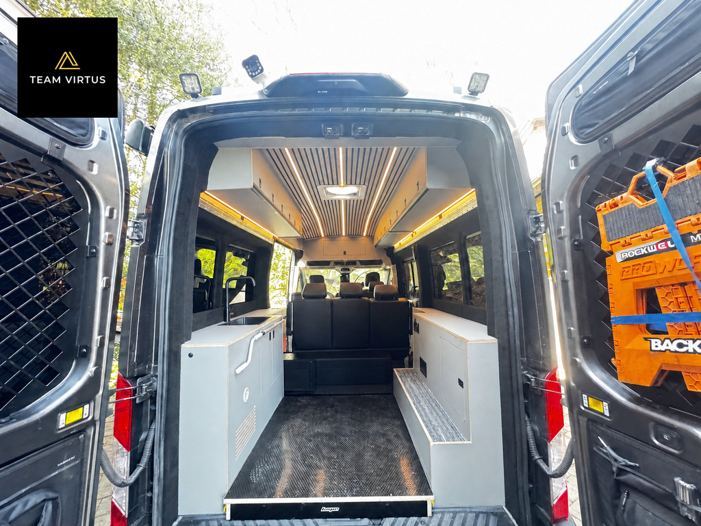 Ford Transit Custom 2.0 410 Ecoblue Limited Minibus Double Cab Die Grey #4