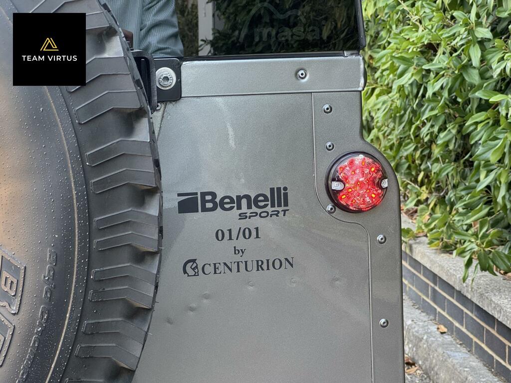 Land Rover Defender 90 Xs Grey #3
