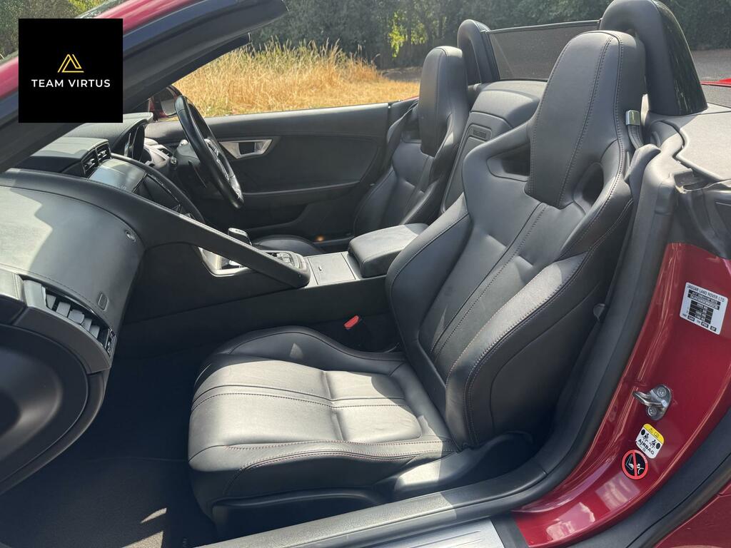 Jaguar F-Type Automatic Black #16