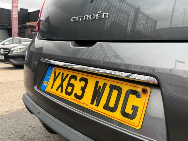 Citroen DS3 E-hdi Airdream Dsport Red 3-Door White #24