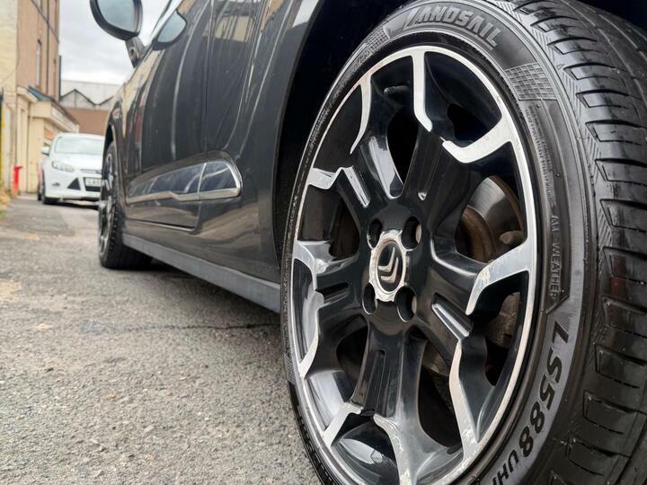 Citroen DS3 E-hdi Airdream Dsport Red 3-Door White #11