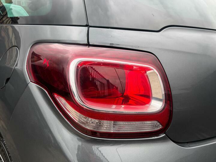 Citroen DS3 E-hdi Airdream Dsport Red 3-Door White #17