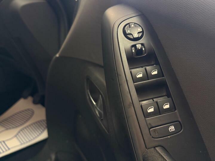 Citroen C4 Picasso Picasso 1.6 Bluehdi Feel Eat6 Euro 6 Ss Grey #21