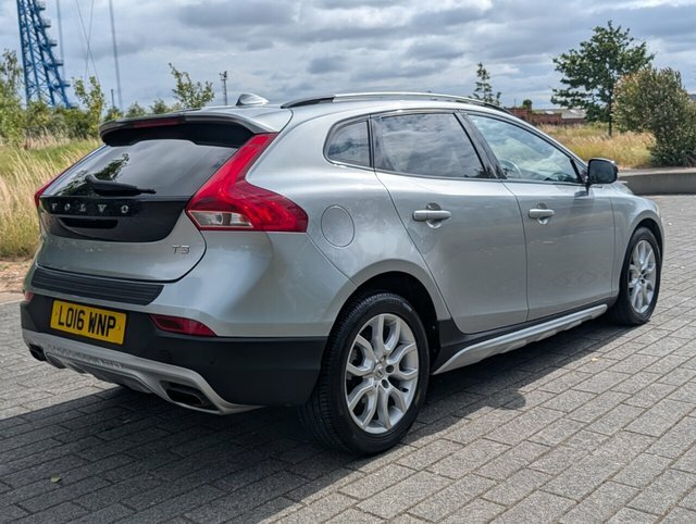 Volvo V40 Cross Country T3 Pro Hatchback Silver #4