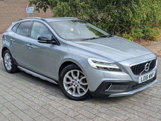 Volvo V40 Cross Country T3 Pro Hatchback Silver