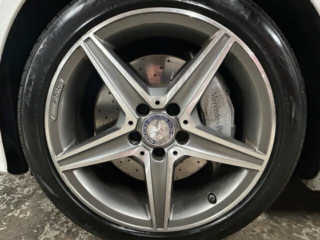 Mercedes-Benz C Class C250 Bluetec Amg Line YY64UDH White #4