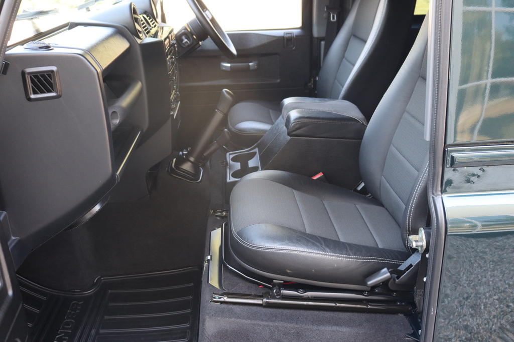 Land Rover Defender 90 90 2.2 Tdci Xs Station Wagon #6