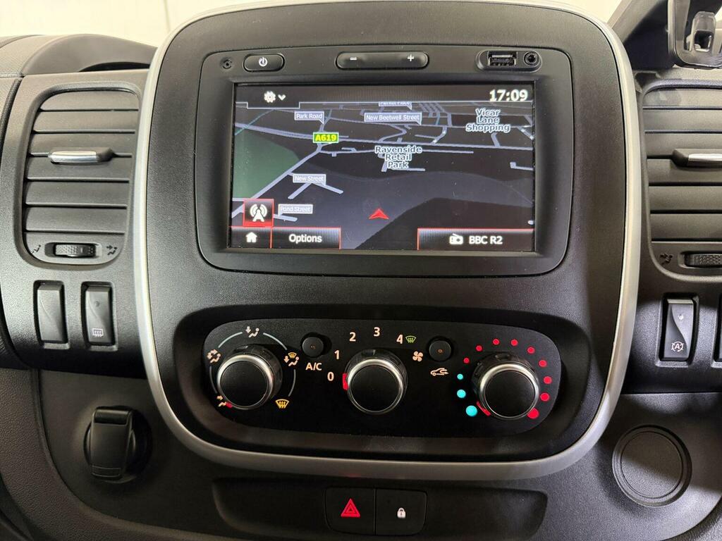 Renault Trafic Sl28 Energy Dci 120 Sport Nav Van  #14