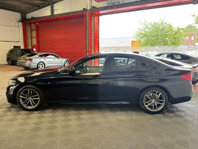 BMW 5 Series 520D M Sport Black #4