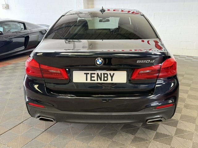 BMW 5 Series 520D M Sport Black #5