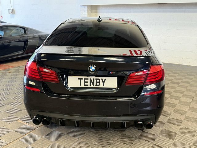 BMW 5 Series 530D M Sport Black #6