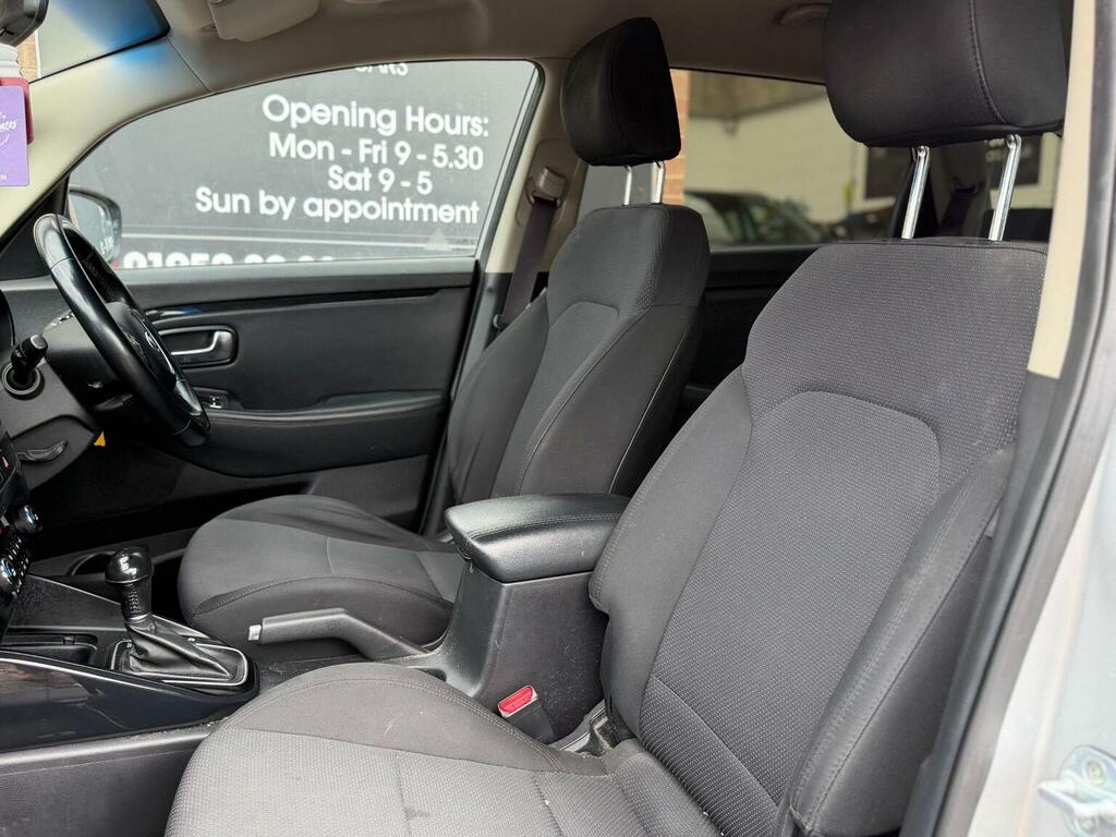 Kia Carens Mpv 1.6 Gdi Ecodynamics 1 2014 Black #42
