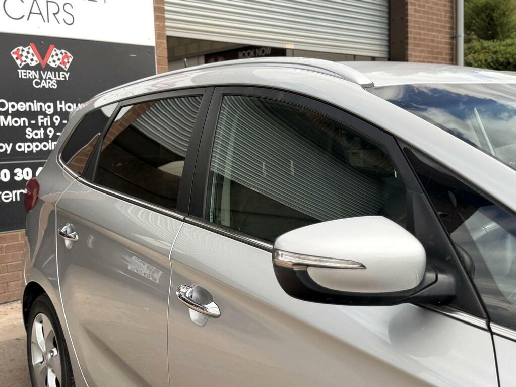 Kia Carens Mpv 1.6 Gdi Ecodynamics 1 2014 Black #17