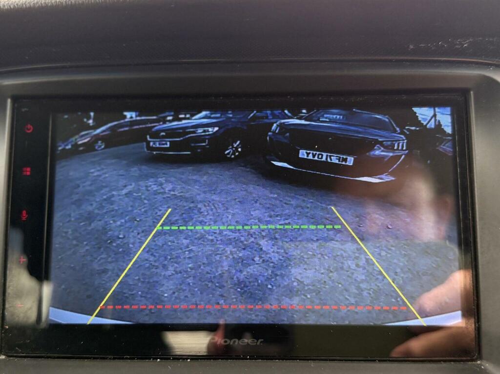 Kia Carens Mpv 1.6 Gdi Ecodynamics 1 2014 Black #48
